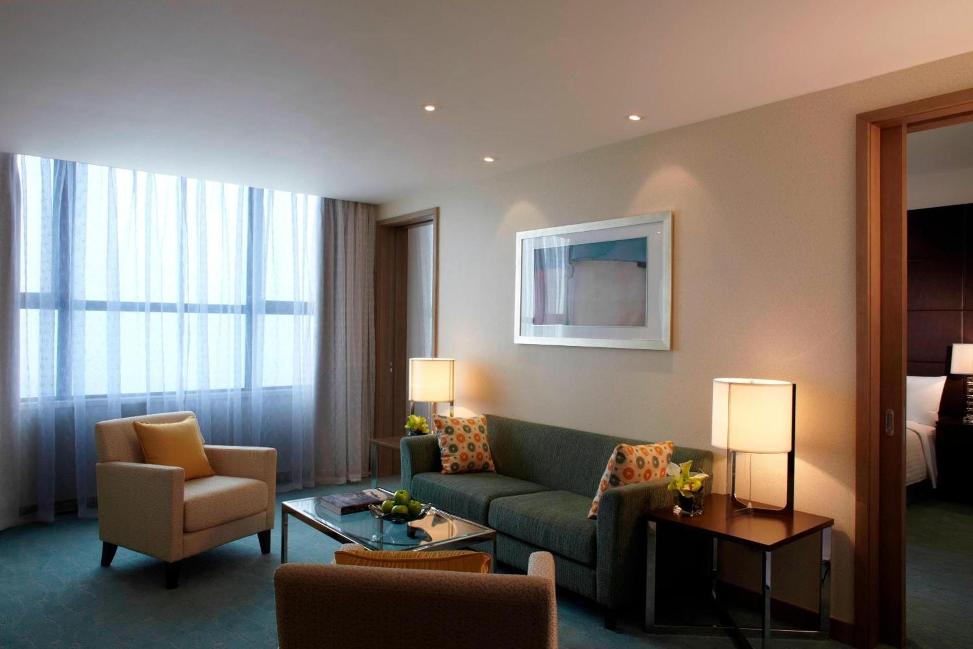 Courtyard By Marriott Kunshan Куньшань Екстер'єр фото